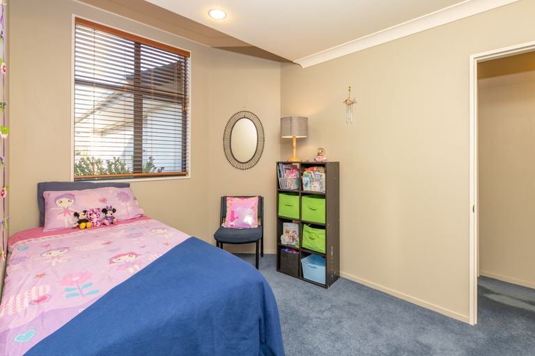 Photo of property in 16 Rembrandt Drive, Rolleston, 7614