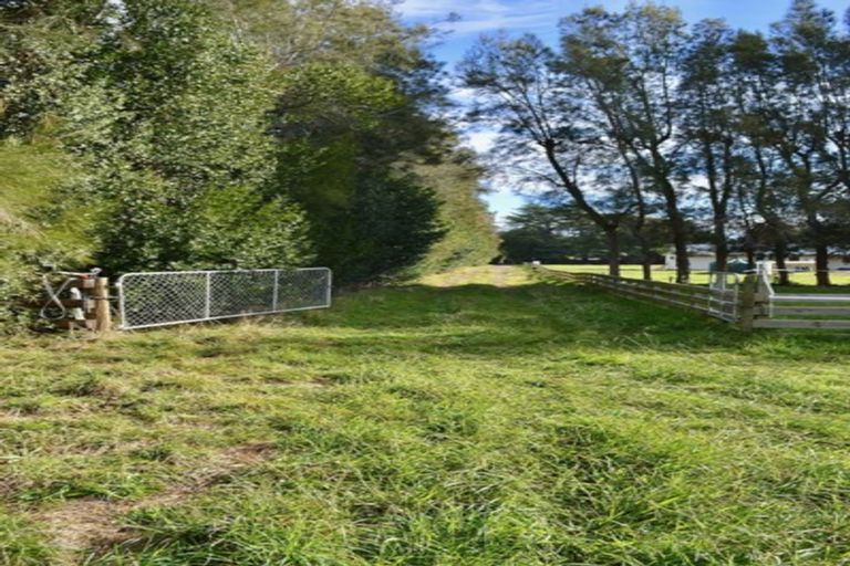 Photo of property in 21 Old Hautere Road, Hautere, Otaki, 5582