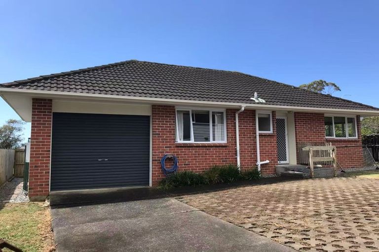 Photo of property in 5 Rodney Street, Howick, Auckland, 2014