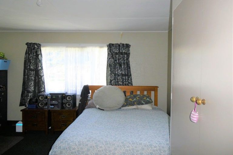 Photo of property in 48 Oxford Street, Taylorville, Greymouth, 7805