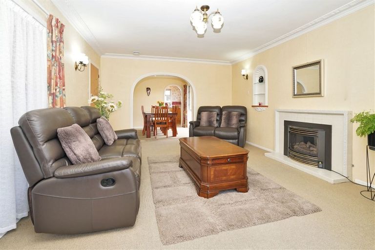 Photo of property in 17 Morrinsville Road, Hillcrest, Hamilton, 3216