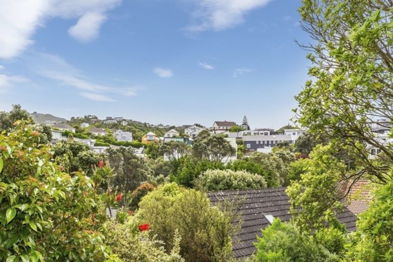 Photo of property in 132 Onslow Road, Khandallah, Wellington, 6035