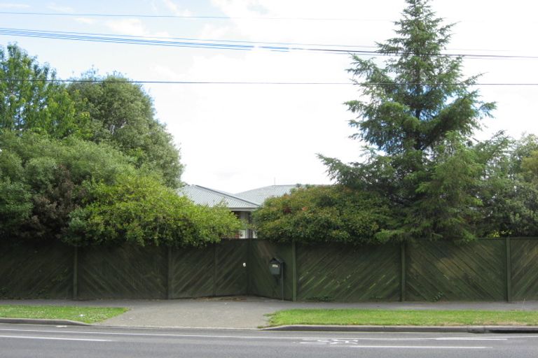 Photo of property in 366 Linwood Avenue, Bromley, Christchurch, 8062
