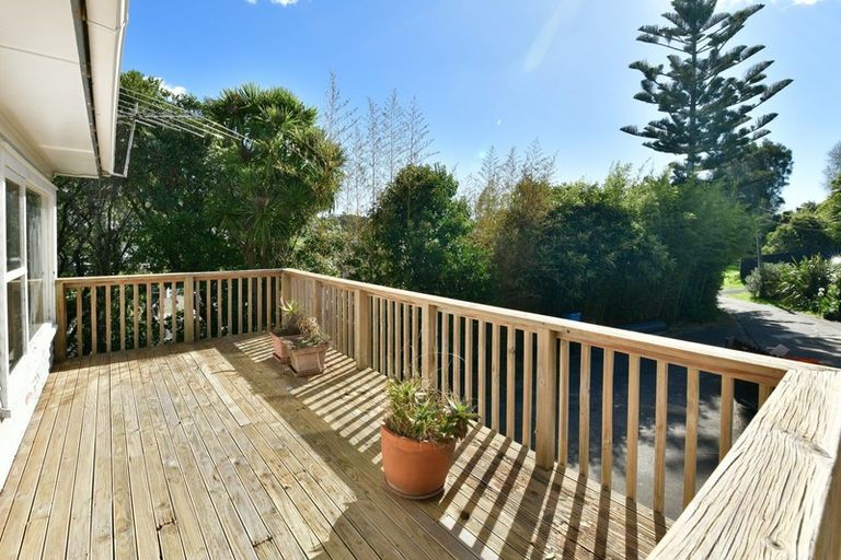Photo of property in 616a Whangaparaoa Road, Stanmore Bay, Whangaparaoa, 0932