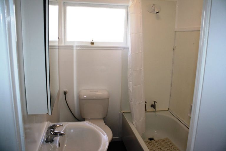 Photo of property in 11 Havelock Avenue, Forrest Hill, Auckland, 0620