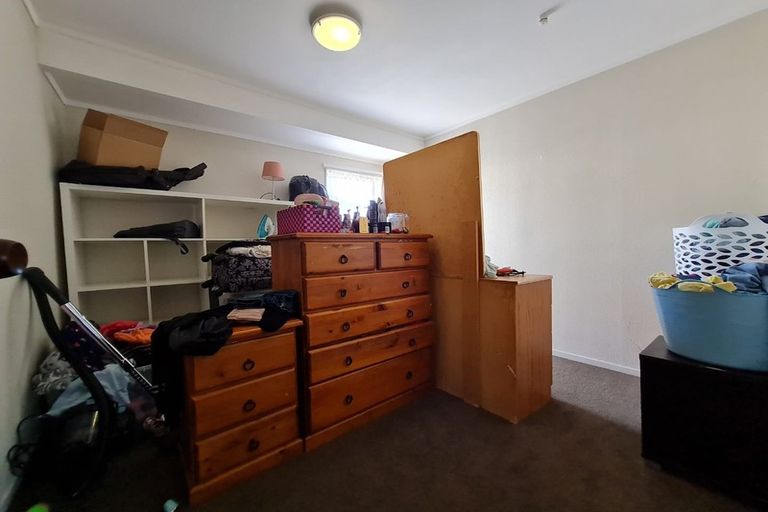 Photo of property in 2a Roys Road, Weymouth, Auckland, 2103