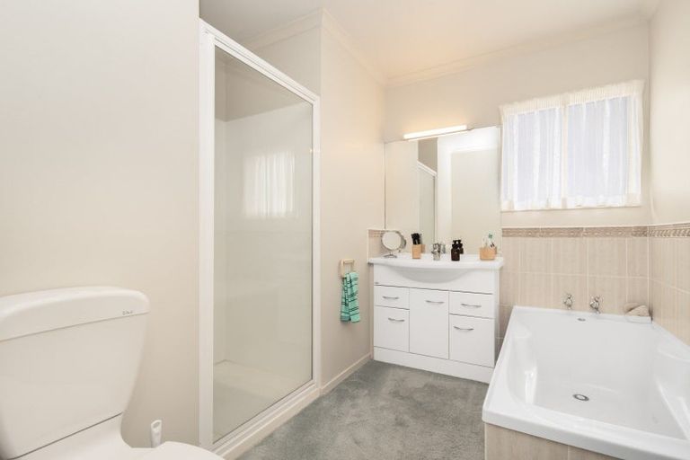 Photo of property in 18 Devon Street, Glenholme, Rotorua, 3010