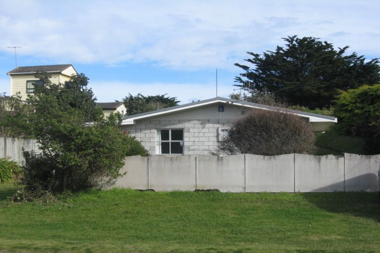 Photo of property in 109 Rua Avenue, Waitarere Beach, Levin, 5510