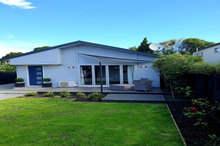 Photo of property in 15 Hargest Crescent, Sydenham, Christchurch, 8023