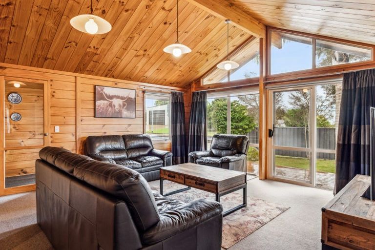 Photo of property in 122 Potae Avenue, Lytton West, Gisborne, 4010