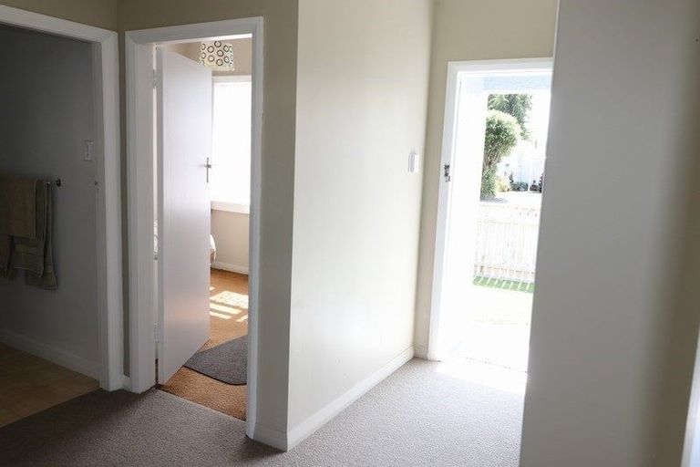 Photo of property in 12 Toro Street, Durie Hill, Whanganui, 4500