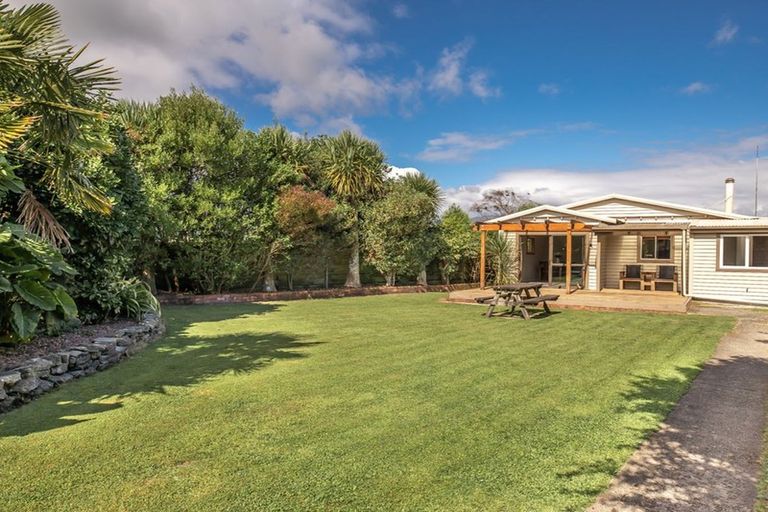 Photo of property in 6 Shelswell Street, Westport, 7825