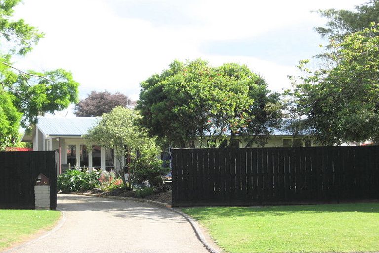 Photo of property in 98 Wordsworth Street, Leamington, Cambridge, 3432