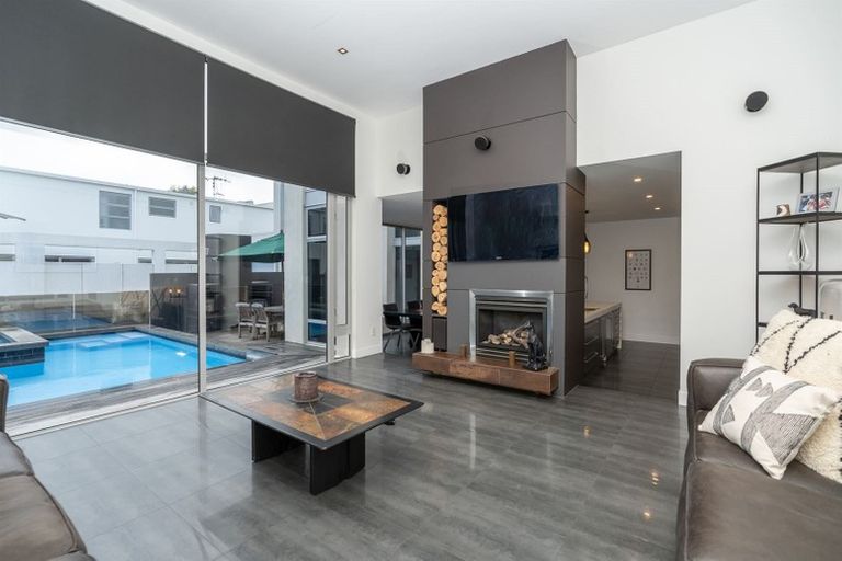 Photo of property in 169a Lake Crescent, Hamilton Lake, Hamilton, 3204