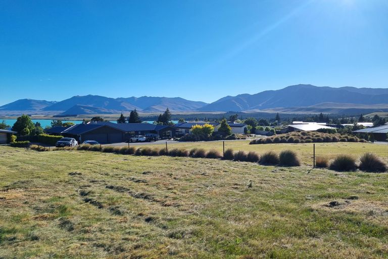 Photo of property in 11 Sams Place, Lake Tekapo, 7999