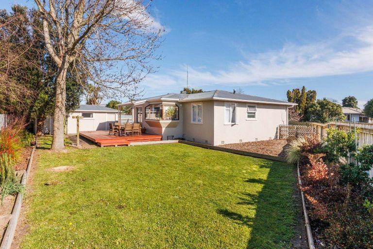 Photo of property in 27 Winchester Street, Awapuni, Palmerston North, 4412