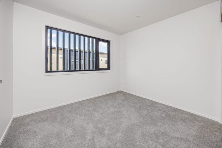 Photo of property in 15 Kaaramuramu Lane, Mangere Bridge, Auckland, 2022