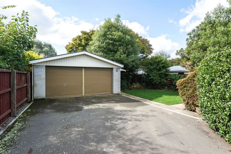 Photo of property in 21 Colwyn Street, Bryndwr, Christchurch, 8053