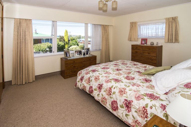 Photo of property in 1 Rata Place, Lansdowne, Masterton, 5810