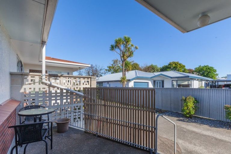 Photo of property in 2/120 Nelson Crescent, Napier South, Napier, 4110