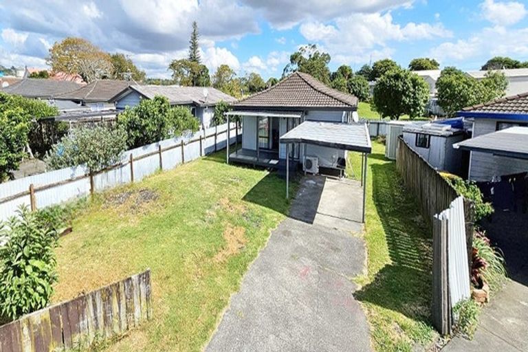 Photo of property in 1/22 Norrie Smith Avenue, Flat Bush, Auckland, 2023