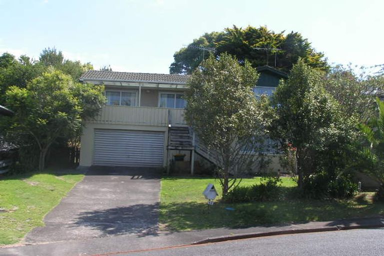 Photo of property in 26 Arosa Place, Forrest Hill, Auckland, 0620