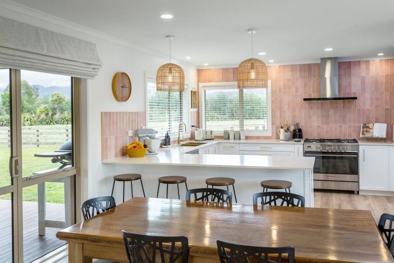 Photo of property in 75 Andersons Line, Clareville, Carterton, 5713