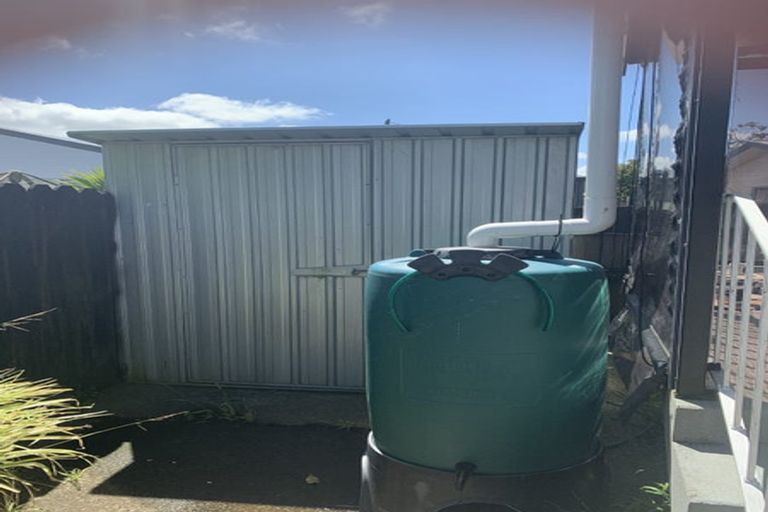 Photo of property in 3/76 Luanda Drive, Ranui, Auckland, 0612