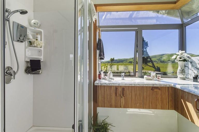 Photo of property in 48 Tidewater Drive, Lower Portobello, Dunedin, 9077