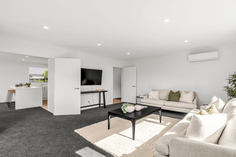 Photo of property in 15 Halswell Junction Road, Halswell, Christchurch, 8025