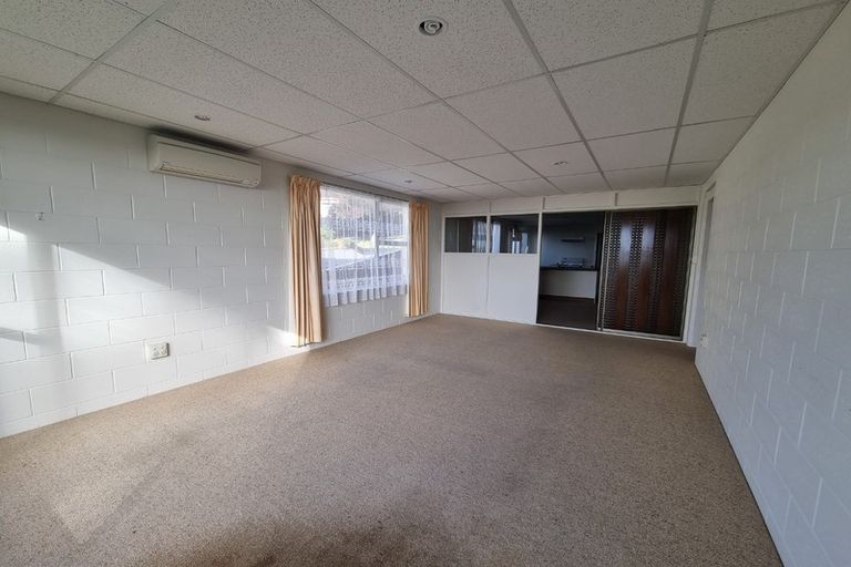 Photo of property in 1/7 Patchett Place, Cashmere, Christchurch, 8022