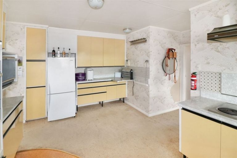 Photo of property in 23 Waterloo Street, Dannevirke, 4930