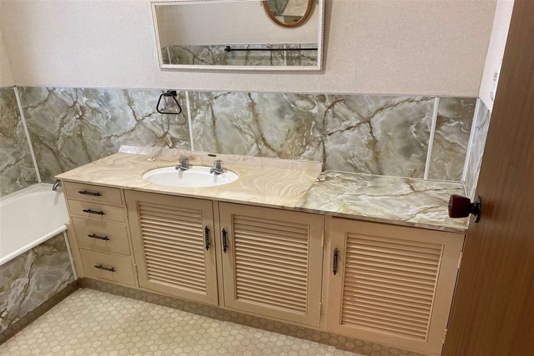 Photo of property in 37 Seales Road, Morrinsville, 3300