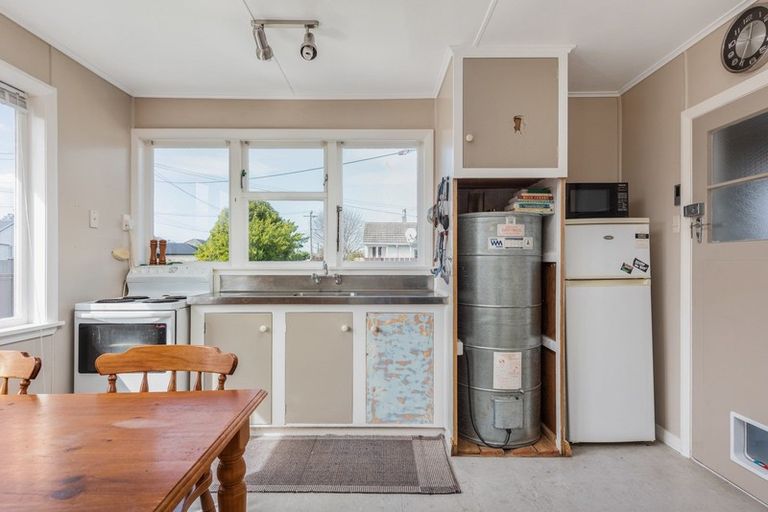 Photo of property in 27 Henderson Street, Riversdale, Blenheim, 7201