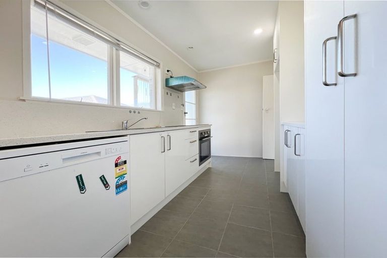 Photo of property in 1/12 Meadway, Sunnyhills, Auckland, 2010