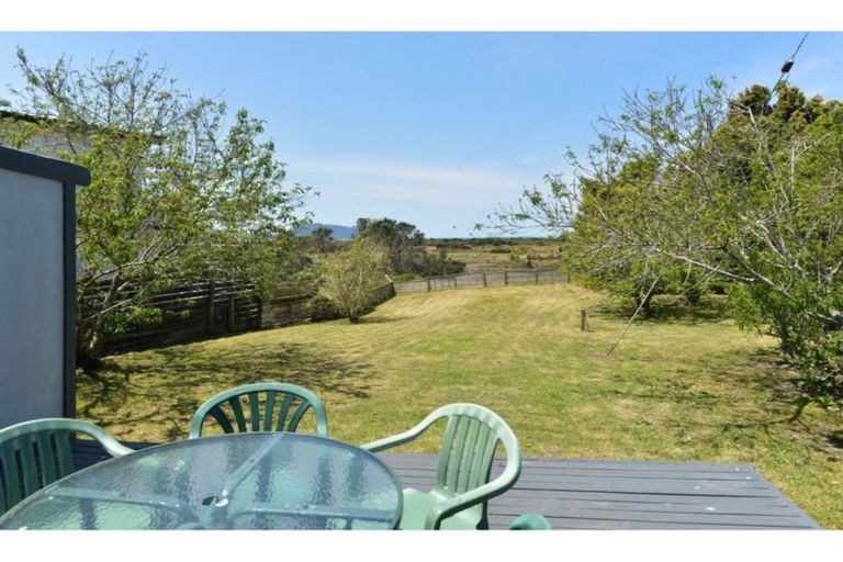 Photo of property in 78 Marsden Point Road, Ruakaka, 0116