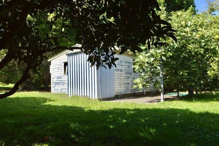 Photo of property in 34 Wi Pere Street, Manakau, 5573