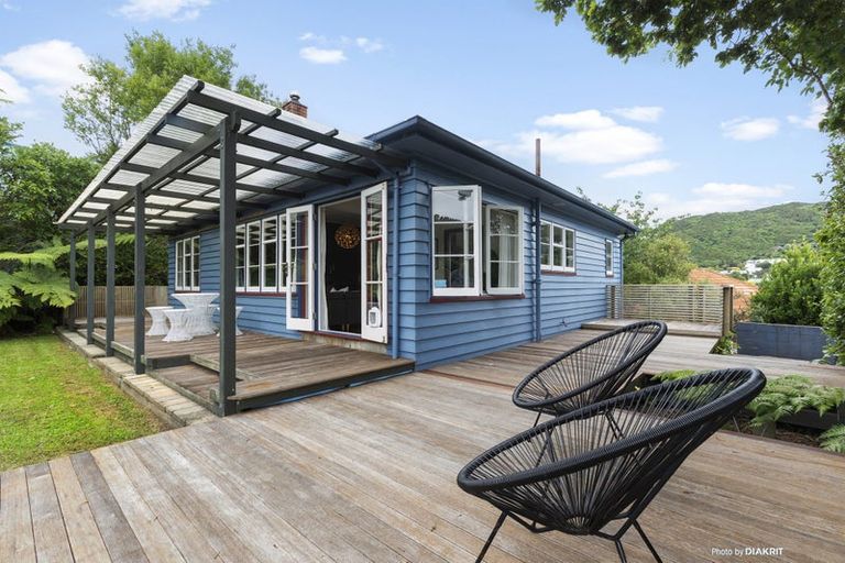 Photo of property in 82 Sunshine Avenue, Karori, Wellington, 6012