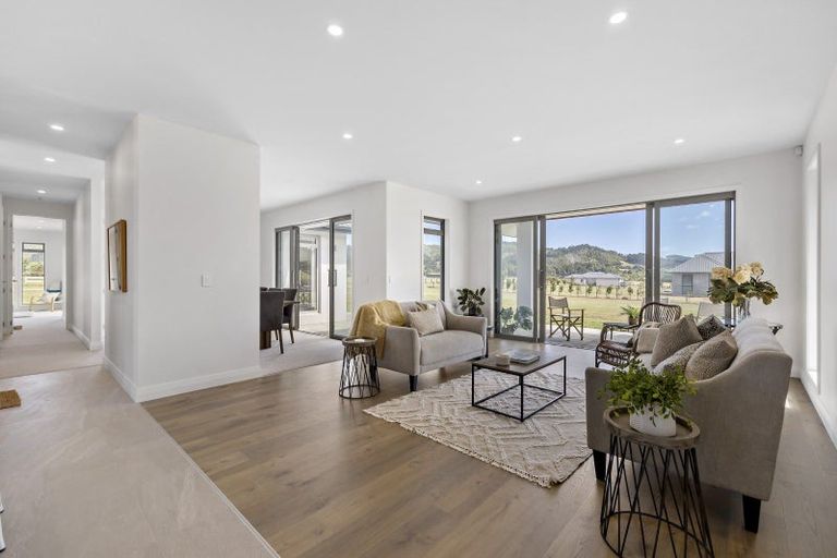 Photo of property in 5 Riverside Way, Clevedon, Papakura, 2585