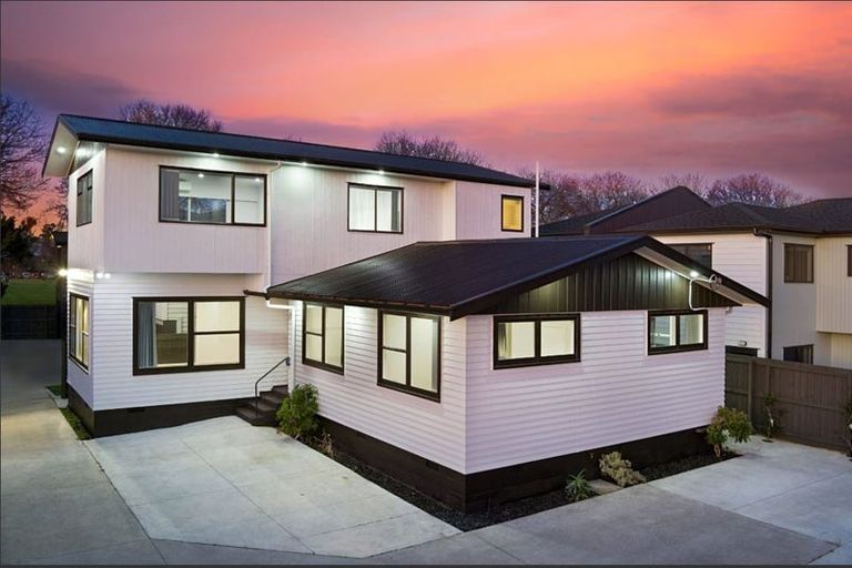 Photo of property in 17 Kohinoor Avenue, Mangere, Auckland, 2022