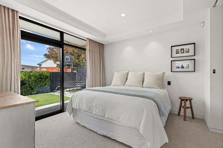 Photo of property in 114a Paparoa Street, Papanui, Christchurch, 8053