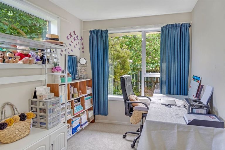 Photo of property in 18 Banks Street, Templeton, Christchurch, 8042