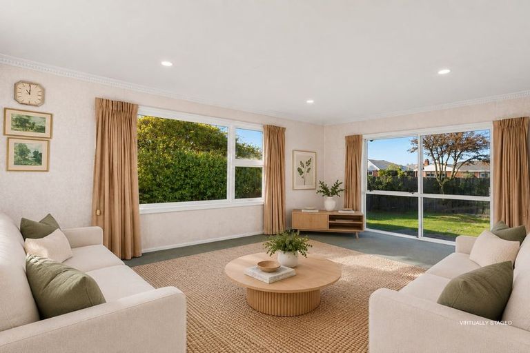 Photo of property in 22 Rossiter Avenue, Redwood, Christchurch, 8051