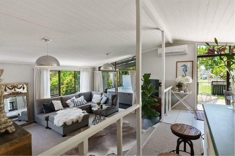 Photo of property in 55b Salisbury Road, Birkdale, Auckland, 0626