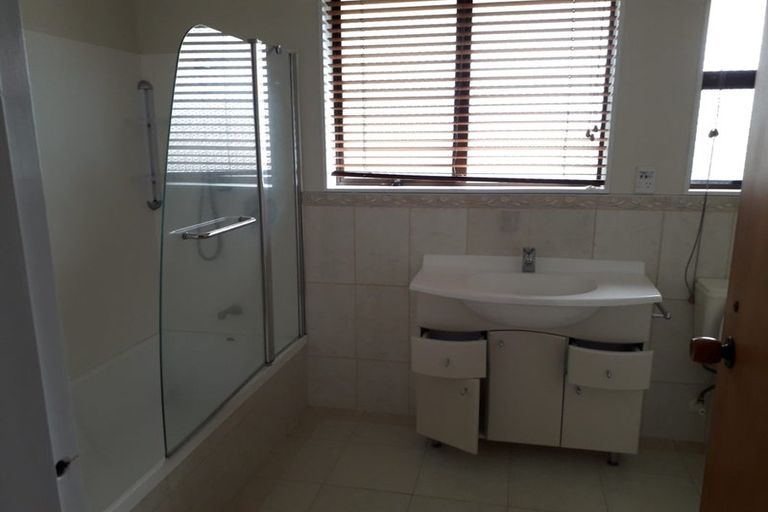 Photo of property in 21c Goldsborough Avenue, Raumati Beach, Paraparaumu, 5032