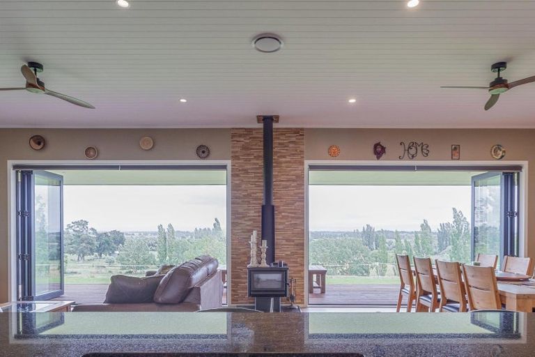 Photo of property in 191b Maharakeke Road, Waipukurau, 4281