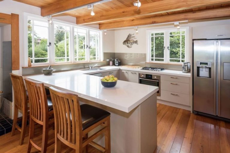 Photo of property in 37a Trelawn Place, Cockle Bay, Auckland, 2014