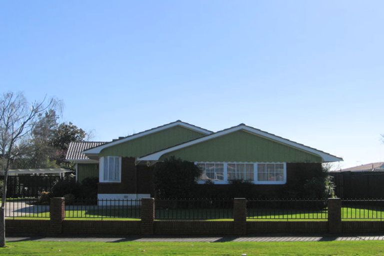 Photo of property in 25 Chedworth Avenue, Chedworth, Hamilton, 3210