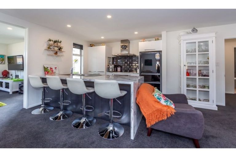 Photo of property in 56 Gillman Place, Pegasus, 7612