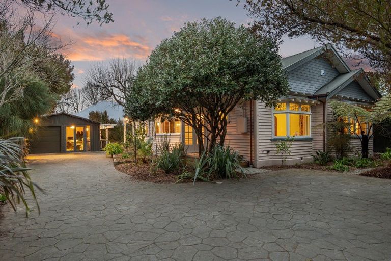 Photo of property in 95 Opawa Road, Opawa, Christchurch, 8023
